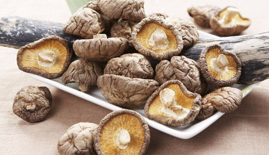 Thường xuyên hoa mắt chóng mặt, đứng không vững: Hãy ăn ngay 7 thực phẩm bổ máu này Thường xuyên hoa mắt chóng mặt, đứng không vững: Hãy ăn ngay 7 thực phẩm bổ máu này - ảnh 2