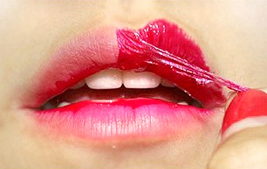 Có nên dùng miếng dán xăm môi? - ảnh 1